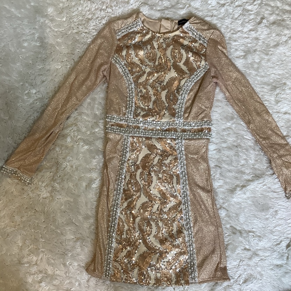 PLT NWOT Rose gold sequin bodycon dress.
